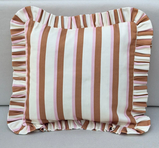 Renkli Fırfırlı Kırlent Kılıfı 50x50