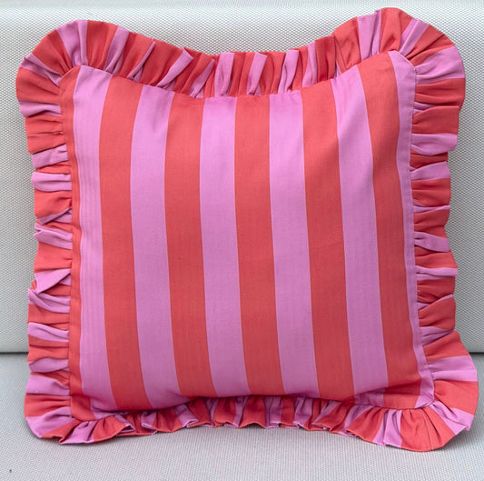 Renkli Fırfırlı Kırlent Kılıfı 50x50